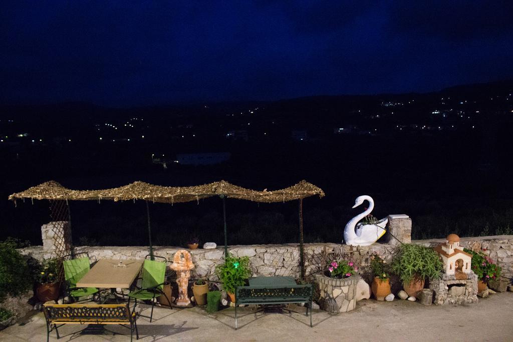 Kastro Studios Pigi  Bagian luar foto